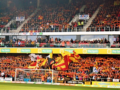 Mechelen-fans under en kamp i 2018.